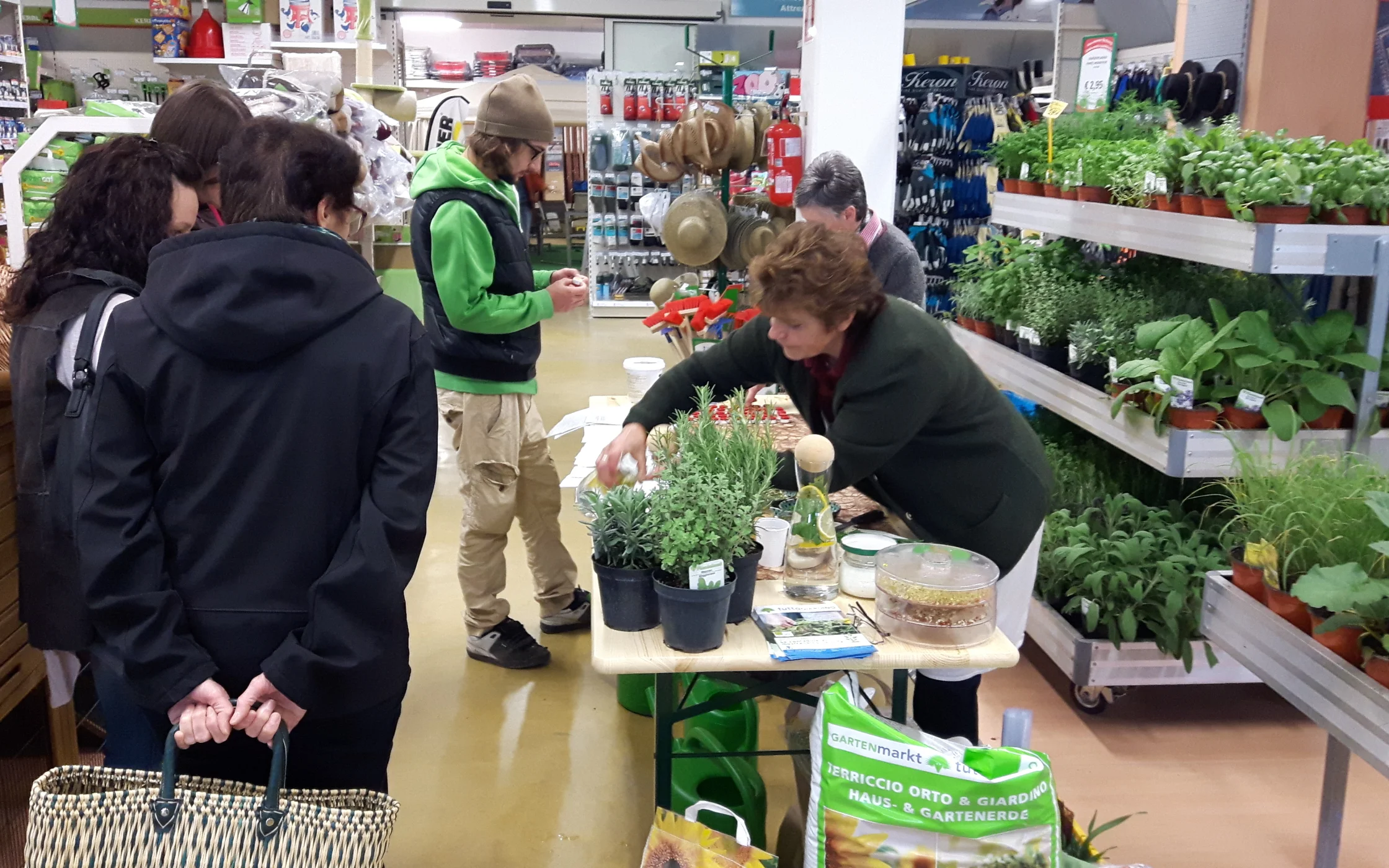 Franziksa und AnnaMaria_Eppan 2.jpg